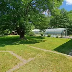 Domaine Des Graviers Гостевой дом 3*